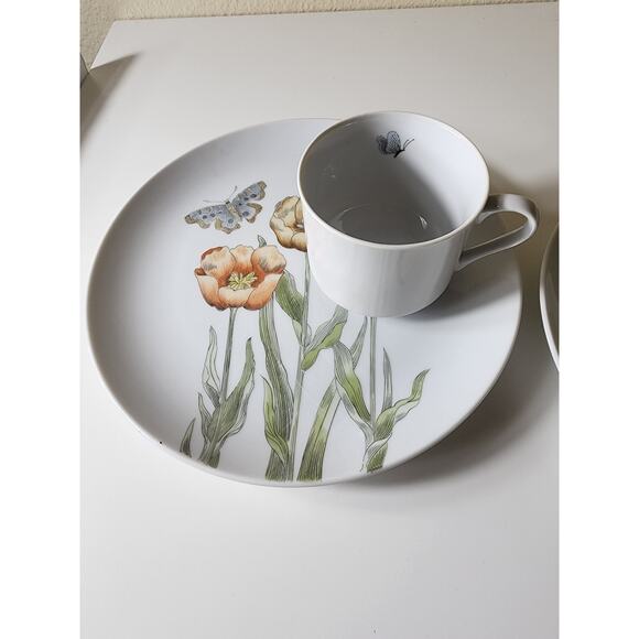 Vintage FITZ AND FLOYD 1976 Poppy & Butterfly 9" Plate inset Tea Cup - Set of 2 - Picture 3 of 11